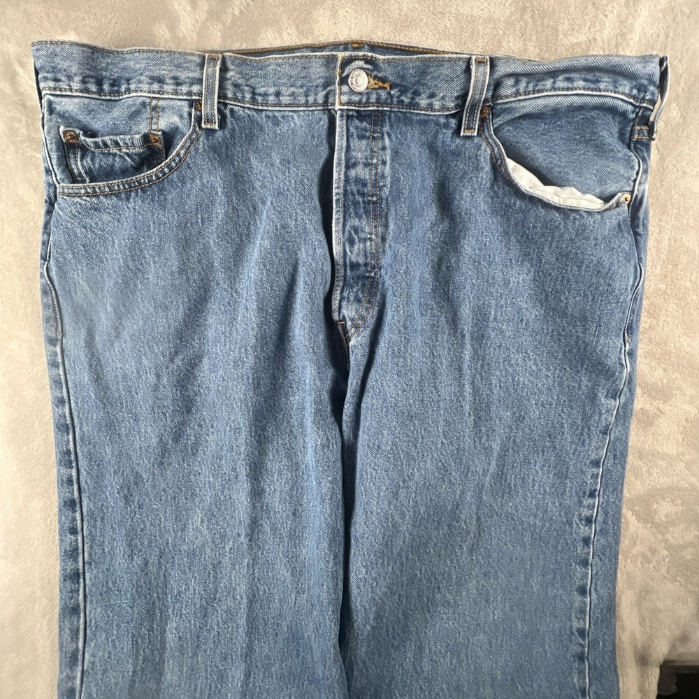 Vintage Levis Straight Fit Mens Jeans 42x36 Medium Wash Denim Button Fly Red Tab